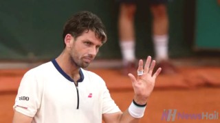 Norrie Beats Fearnley to Reach French Open Last 16 Amid Fireworks Chaos